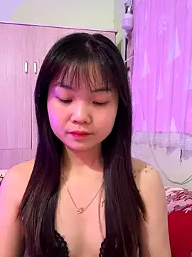 Freechat _ZaraLux_ on StripChat