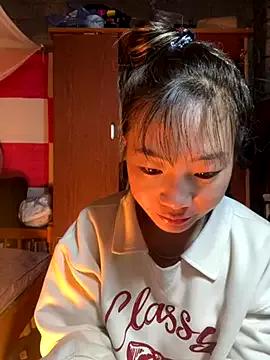 AAANINE22 on StripChat