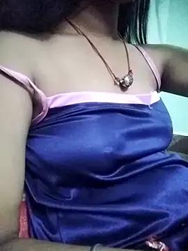 aadhini01 on StripChat