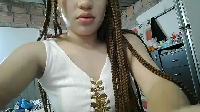 Adara_Harper from StripChat is Freechat