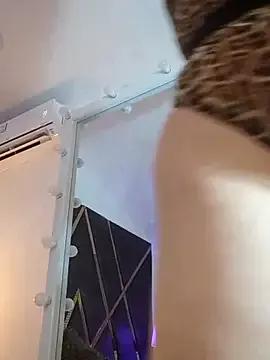 Freechat Adel_Nesbiit on StripChat