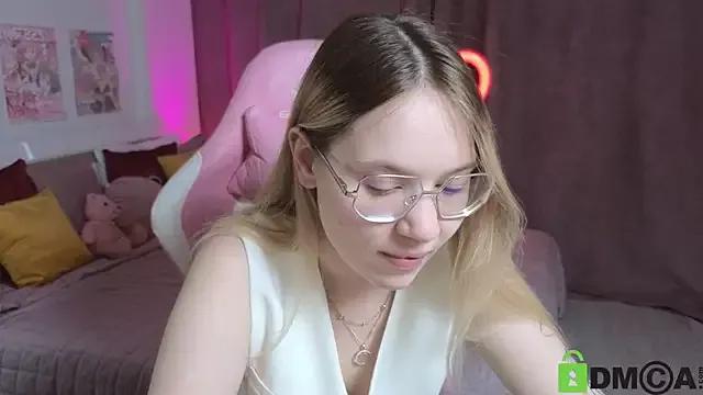 Adel_wild_flower from StripChat is Freechat