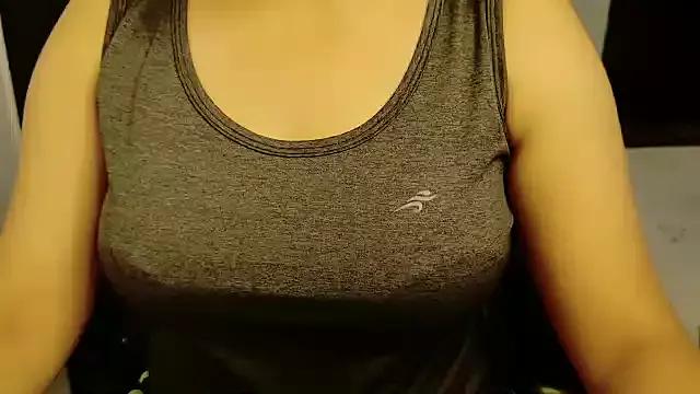 Adeline_lilly from StripChat is Freechat