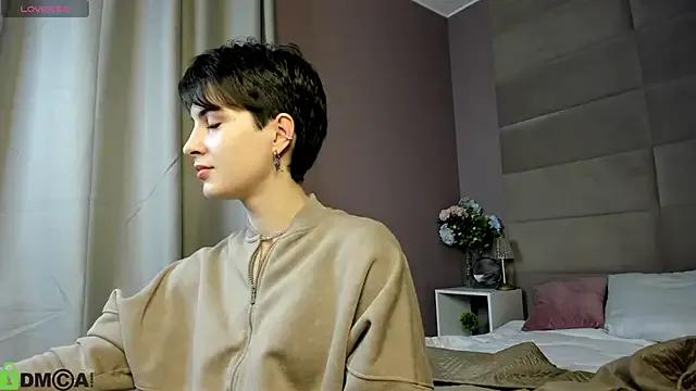 Adeline_Perle from StripChat is Freechat