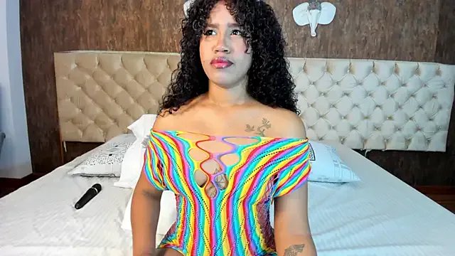 Group AfricaBell on StripChat