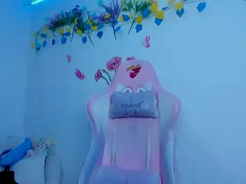 alana_collinss from StripChat is Freechat
