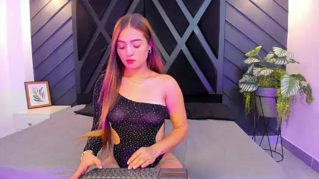 Alana_cox_ on StripChat