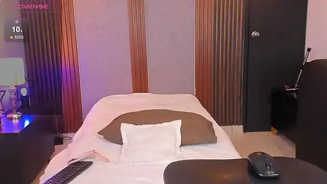 alana_hard_ on StripChat