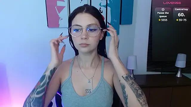 AlanaGarcia19 from StripChat is Freechat