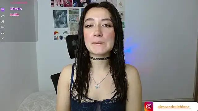 AlessandraLB from StripChat is Freechat