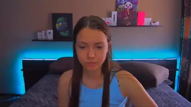 AlexaBarkley from StripChat is Freechat
