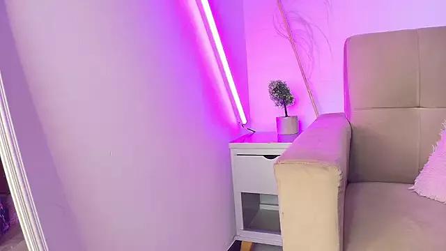 Alexis_Evanss from StripChat is Freechat