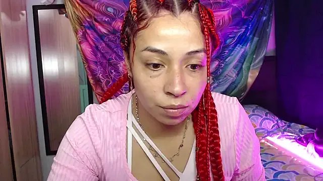 Freechat Alexxx_andr4 on StripChat