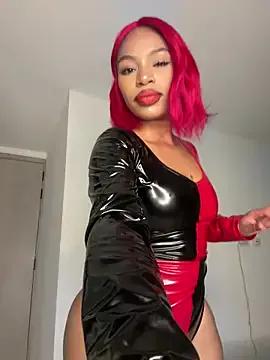 Alice222black from StripChat is Freechat