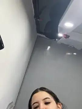 Freechat Alice_Kitsu on StripChat