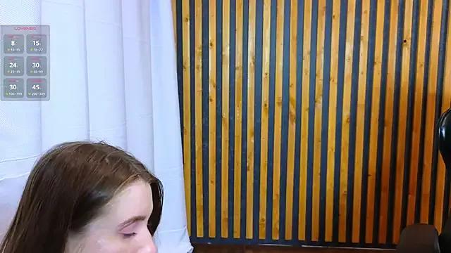 alicepugh on StripChat