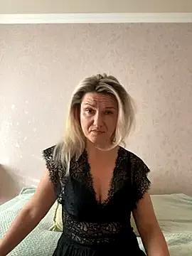 AliceSwan4011 from StripChat is Freechat