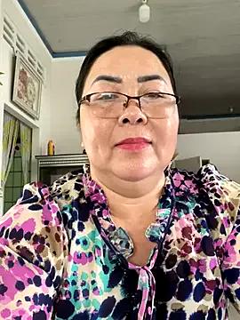 Alinat_ from StripChat is Freechat