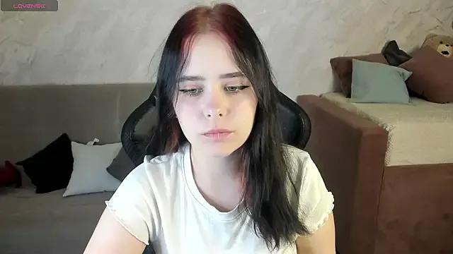 Alis_Platt on StripChat