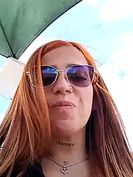 Alis_xxx on StripChat