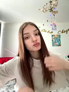 AlisaQKitty from StripChat is Freechat