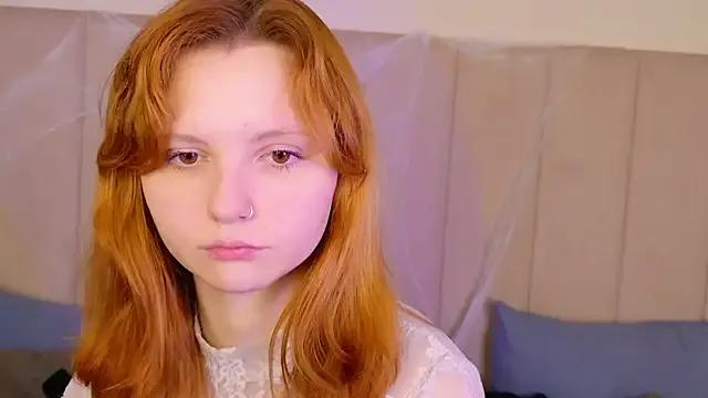 AlisHanson on StripChat