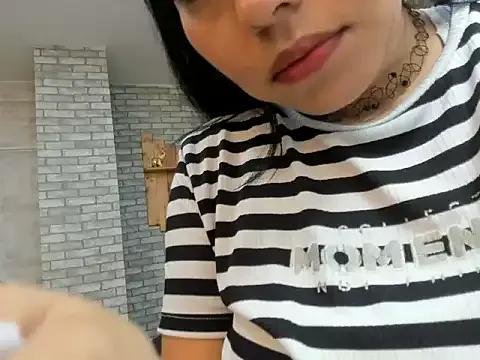 Alisonn_Doll on StripChat