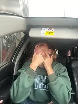 AllieYourGirl on StripChat