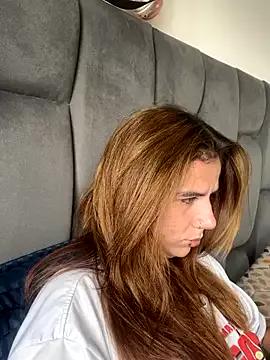 AllieYourGirl on StripChat