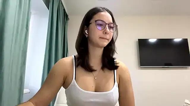 Freechat Allisgree on StripChat