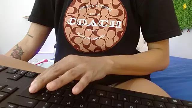 allyson_cute1 from StripChat
