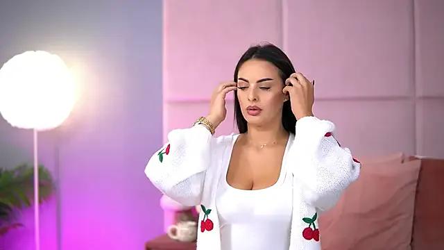 Freechat AlmaLuv on StripChat