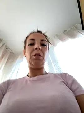 Almmaxxxx from StripChat