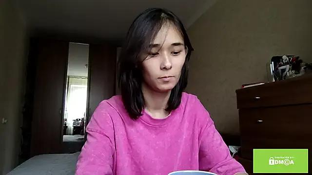 Alvawyand from StripChat is Freechat