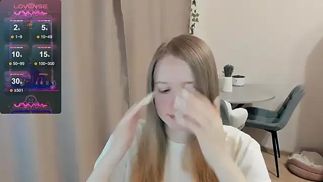 Alyaley from StripChat
