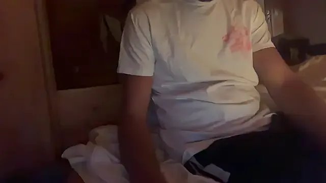 Freechat amateurchannel on StripChat