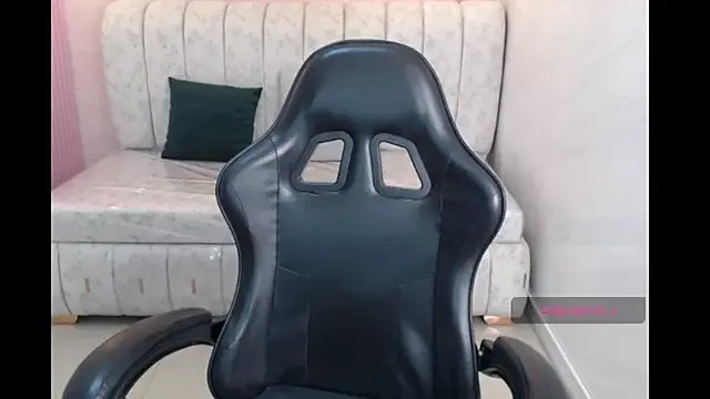 Freechat ambar_fox_s on StripChat