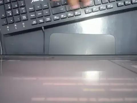 AmellyAndJoshe from StripChat is Freechat