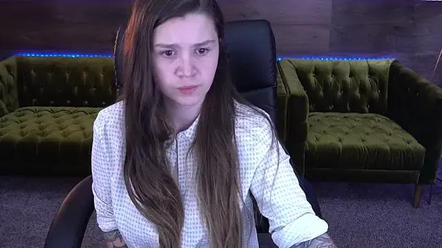 AmellyMilly from StripChat is Freechat