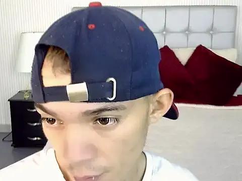 anderson_millers from StripChat is Freechat