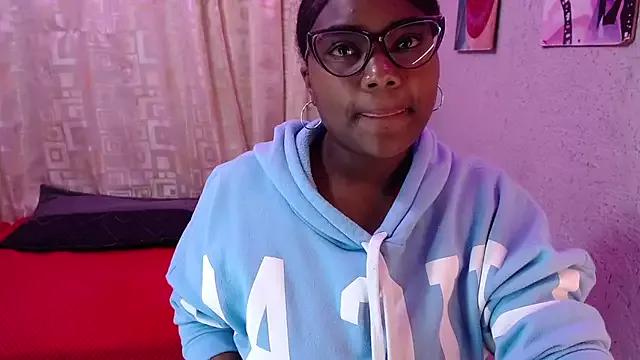 Andrea_curvy from StripChat is Freechat