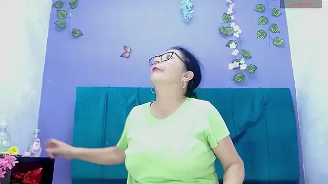 Freechat andrea_lopeez on StripChat