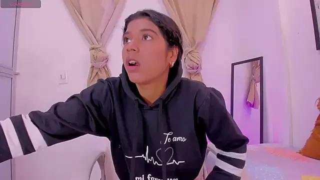 andrea_sanchezz from StripChat is Freechat