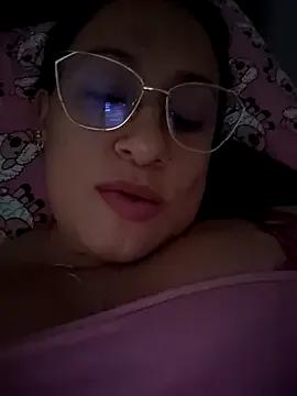 Angels_tomsop from StripChat is Freechat