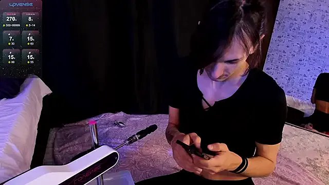 Anjela_Botton on StripChat