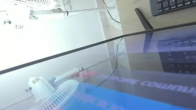 anne_chanell_ from StripChat is Freechat