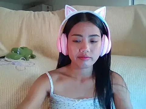 AnnewithanE from StripChat is Freechat