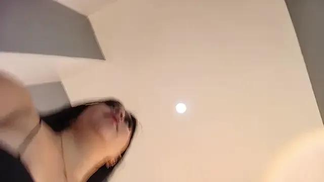 Annie9_ from StripChat