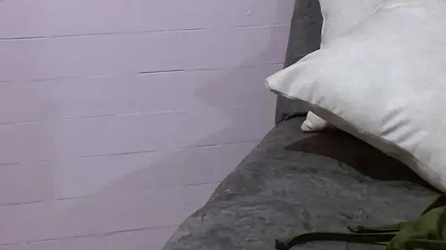 Freechat AnnieSparkle on StripChat