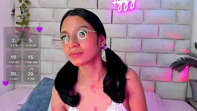 AnnyCoopper from StripChat is Freechat
